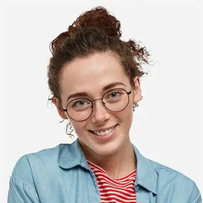 Amanda R